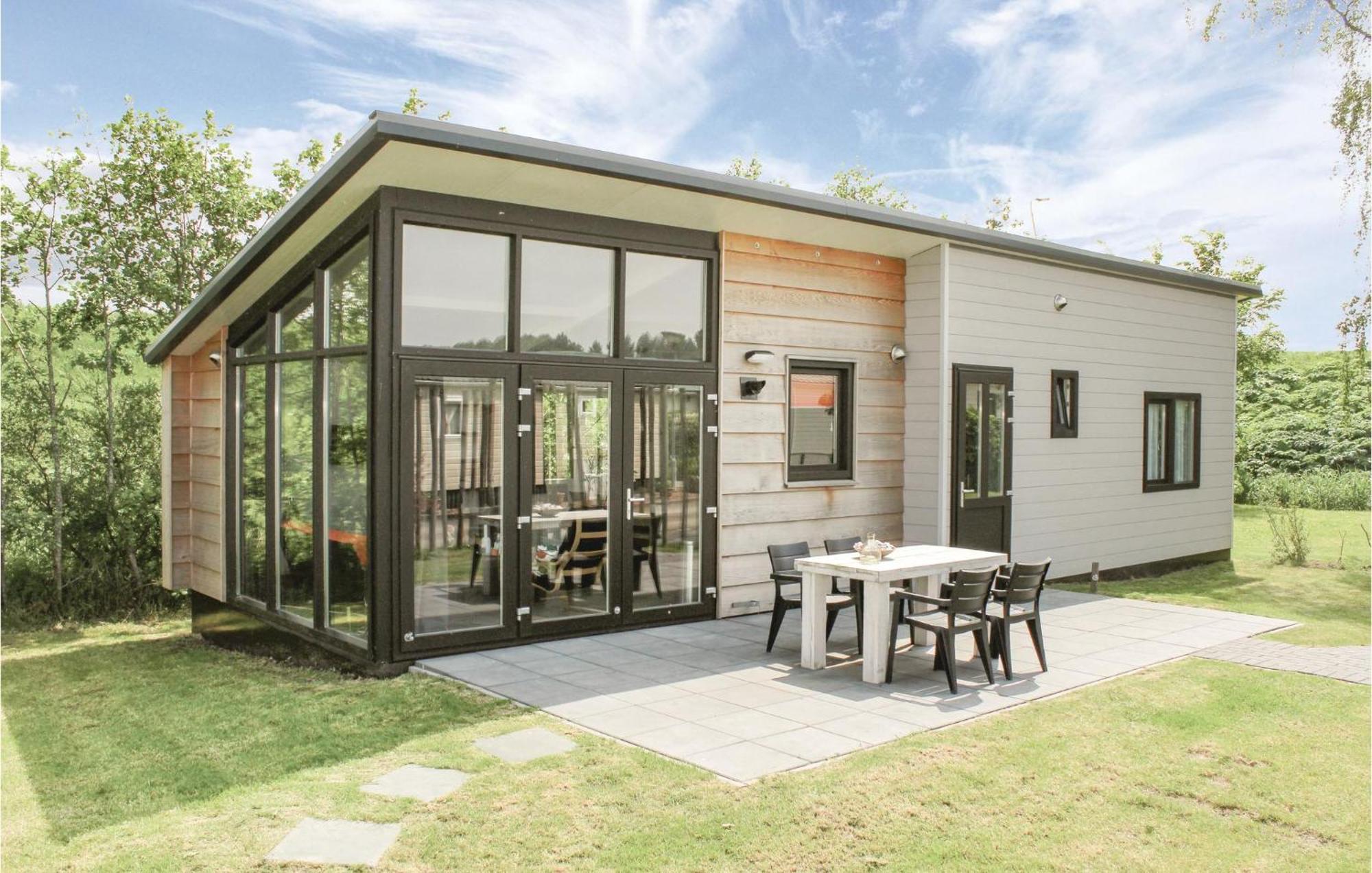 2 Bedroom Awesome Home In Sint-Annaland Esterno foto